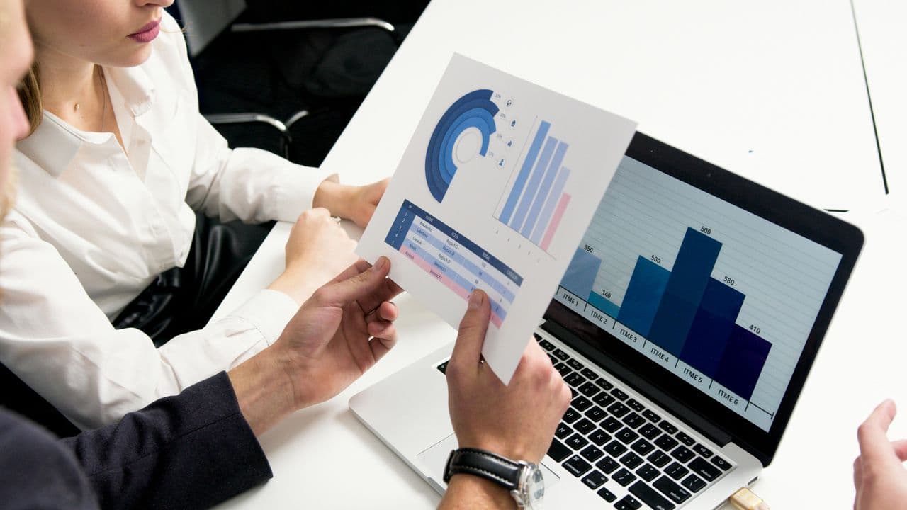 how-do-i-know-if-my-b2b-website-is-actually-working-hero