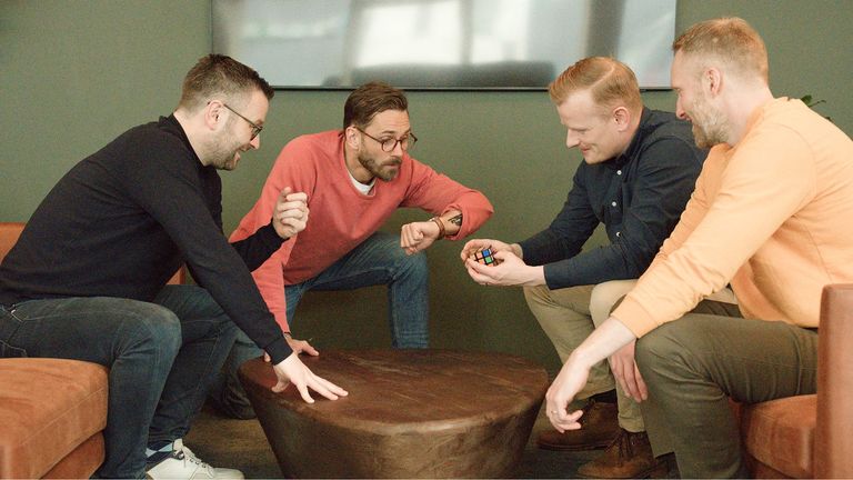 team-rubiks-cube